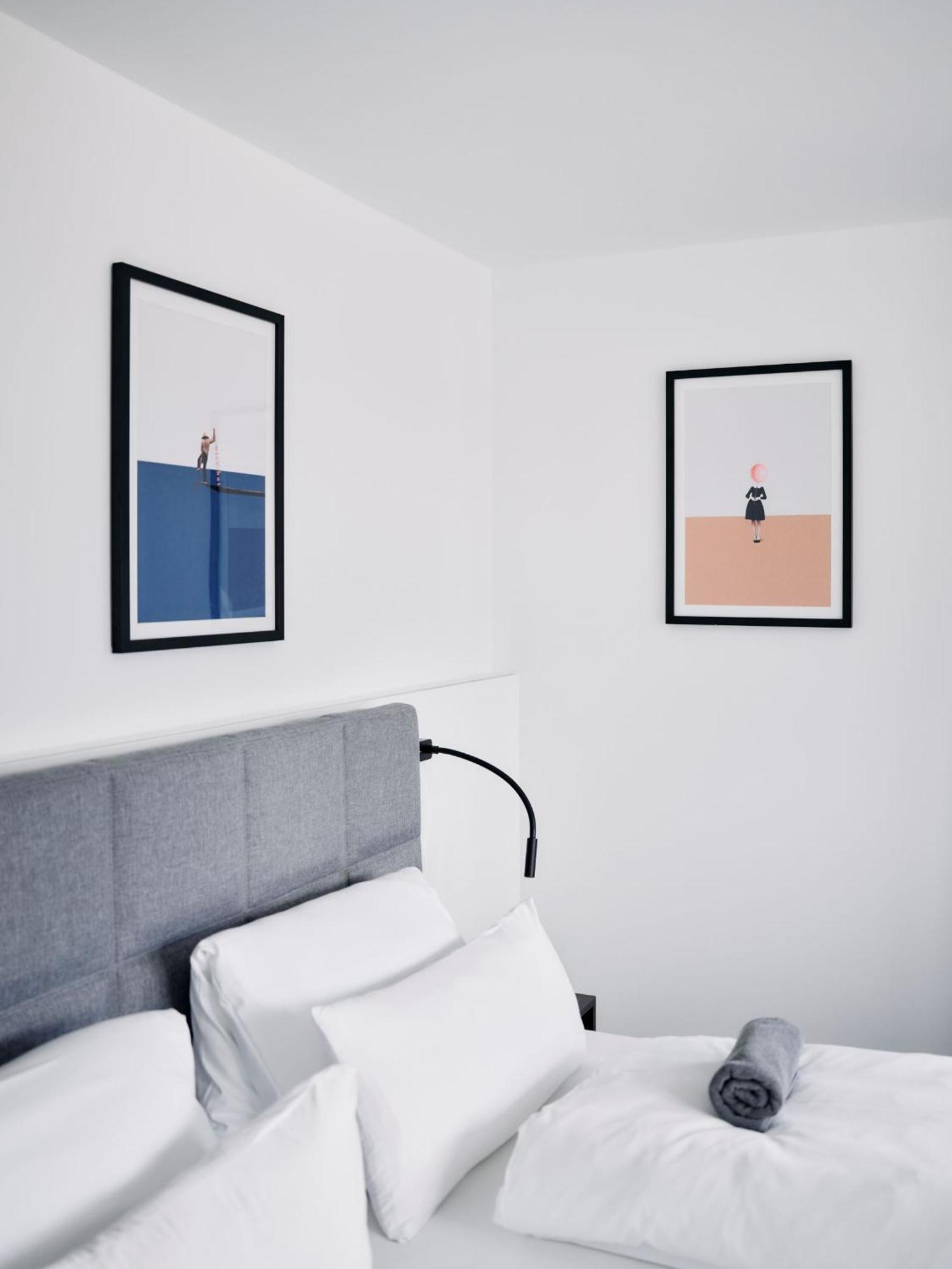 Arx Guesthouse ชลัดมิง ภายนอก รูปภาพ
